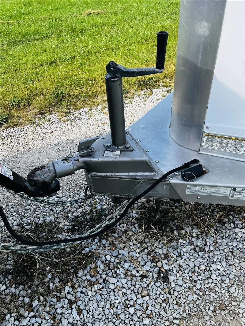 2015 4 Star 2 Horse Slant Load Bumper Pull - Image 14