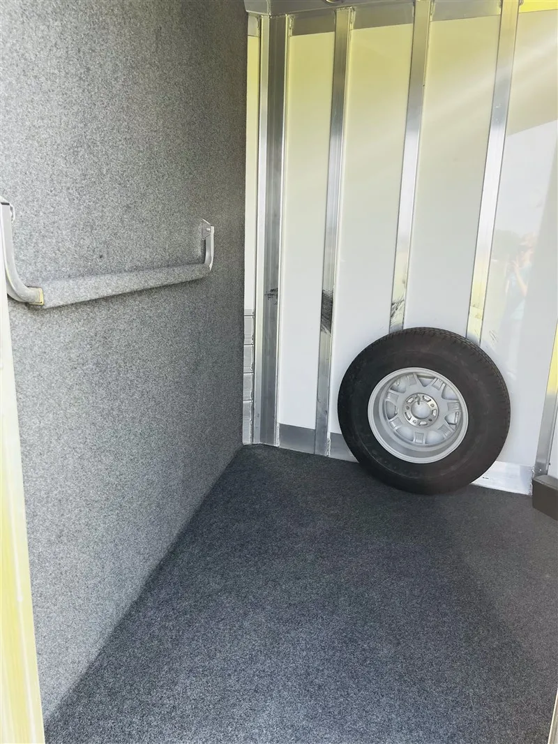 2015 4 Star 2 Horse Slant Load Bumper Pull - Image 11