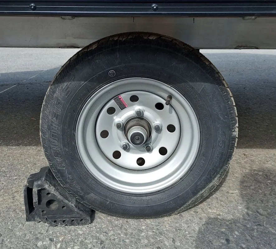 Mission Trailers 101×12 Aluminum 2-Place Crossover w/Mats & Guides, Rear Canopy - Image 6