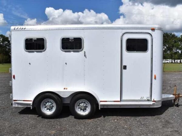 2002 Exiss SS20 2 Horse Trailer
